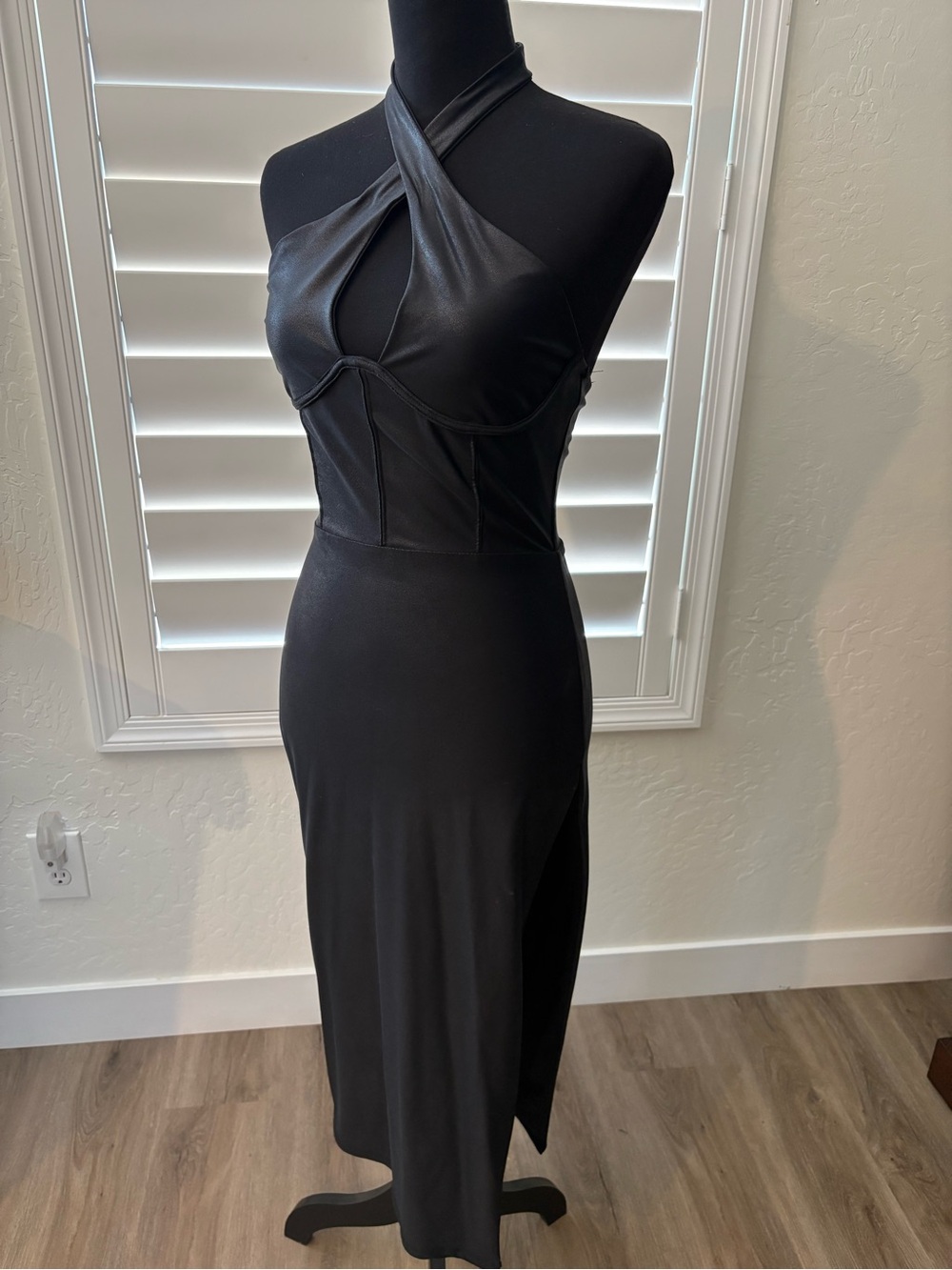 naked wardrobe Black One-Shoulder Cutout Midi Dress